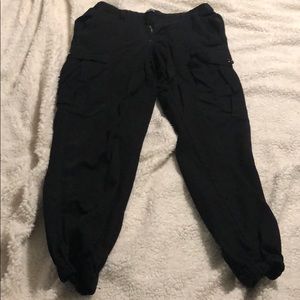 Fashion Nova Cargo Pant Size XS